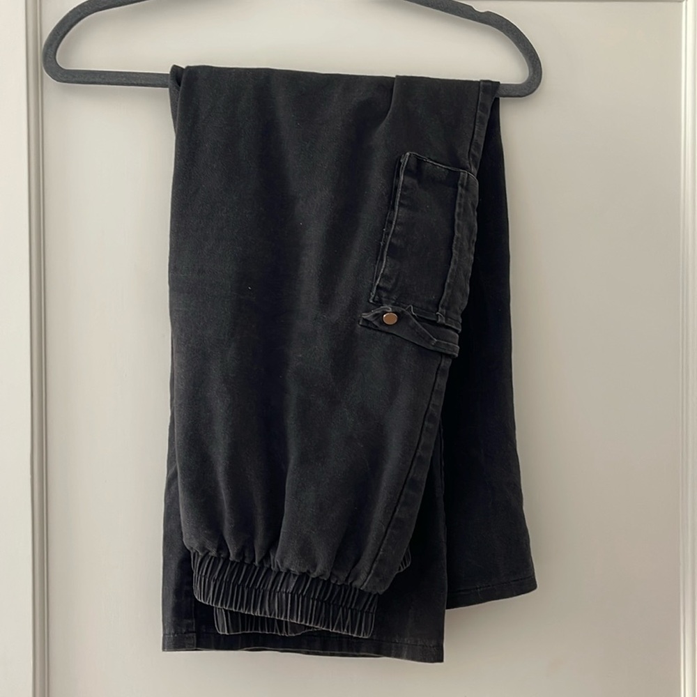 Pretty little thing elastic waits cargo pants